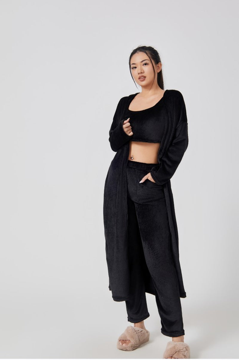 Premium Winter Lounge Set – Cozy Pajama 3-Piece Outfit for Women