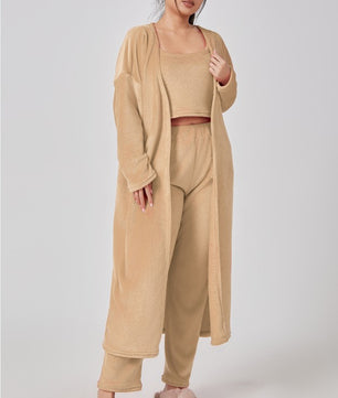 Premium Winter Lounge Set – Cozy Pajama 3-Piece Outfit for Women
