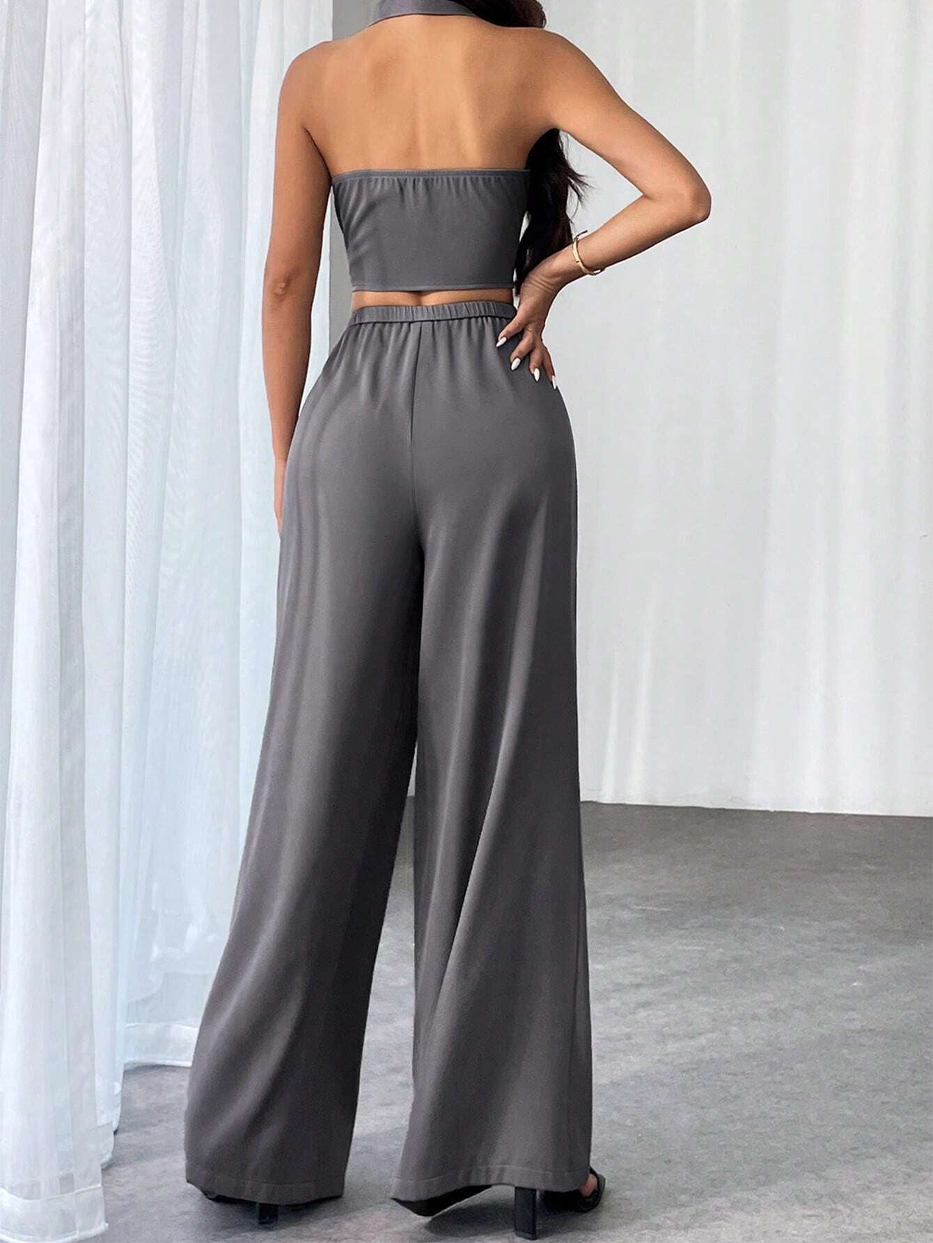 Privé Ladies' Commute Old Money Style Leisure Solid Color Simple Daily Slim-Fit Deep V Neck Sleeveless Blazer and Low Waist Wide-Leg Pants Set Set for Daily Work,Party and Street ,Business , Teacher