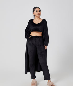 Premium Winter Lounge Set – Cozy Pajama 3-Piece Outfit for Women