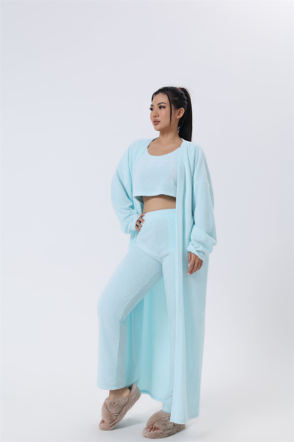 Premium Winter Lounge Set – Cozy Pajama 3-Piece Outfit for Women