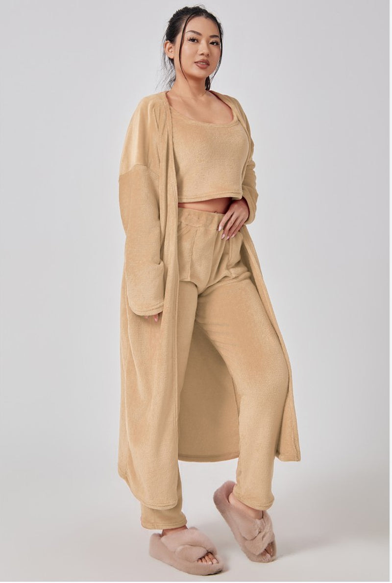Premium Winter Lounge Set – Cozy Pajama 3-Piece Outfit for Women